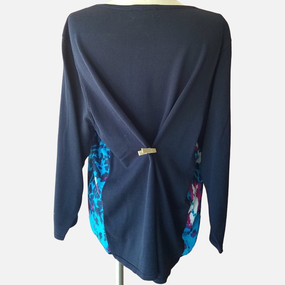 Investments II Plus Size Abstract Floral-Print Cardigan - 2X - Picture 3 of 10